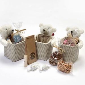 Zakje losse geboorte thee, 150 gram heerlijke geboorte chocolade, 2 chocobollen,  Zakje boterbabbelaars